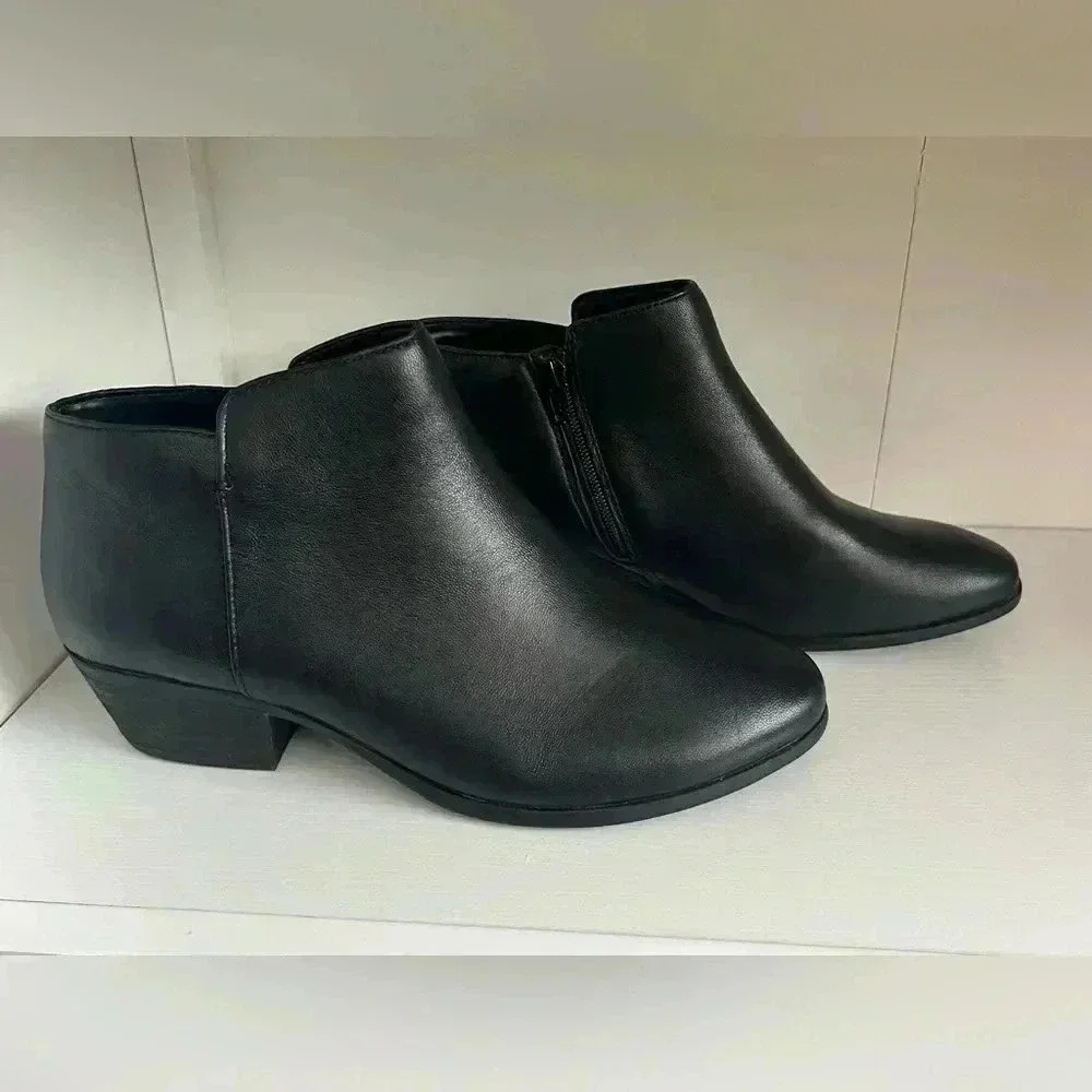 Women’s GH Bass Nina Black Bootie Boot Size 10W - Picture 2 of 6